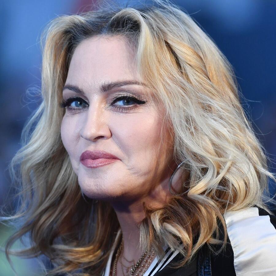 Madonna celebra el cumpleaños de su hijo Rocco.