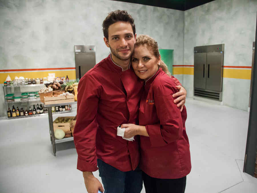 Gabriel Coronel y Judith Grace detrás de cámaras en Top Chef Estrellas