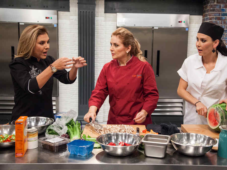 Lorena García, Judith Grace y Gabriela Vergara en Top Chef Estrellas