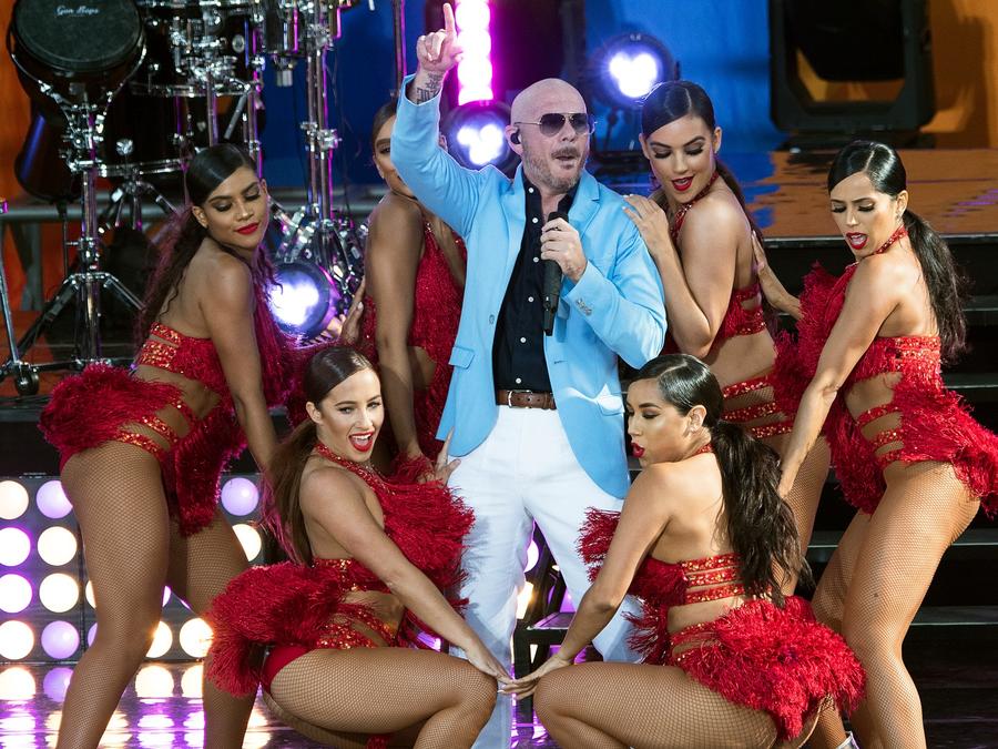 Pitbull cancels concert in Los Angeles
