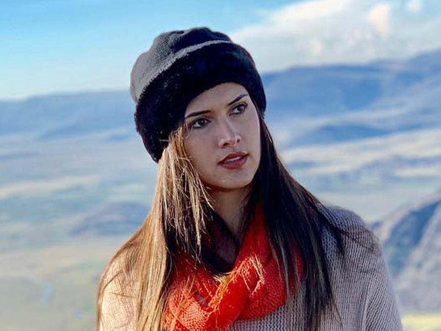 Kelin Rivera, Miss Perú 2019, Miss Universo 2019 posa en las montañas