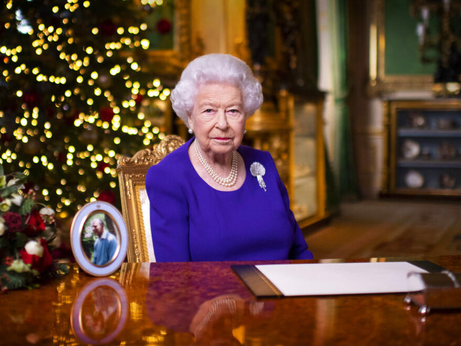 La reina Isabel II en el castillo de Windsor.