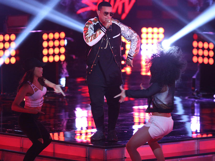 Daddy Yankee en la final de La Voz Kids 2016