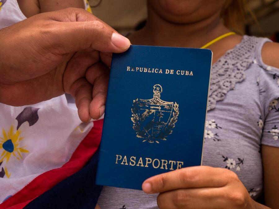 Pasaporte Cuba.jpg