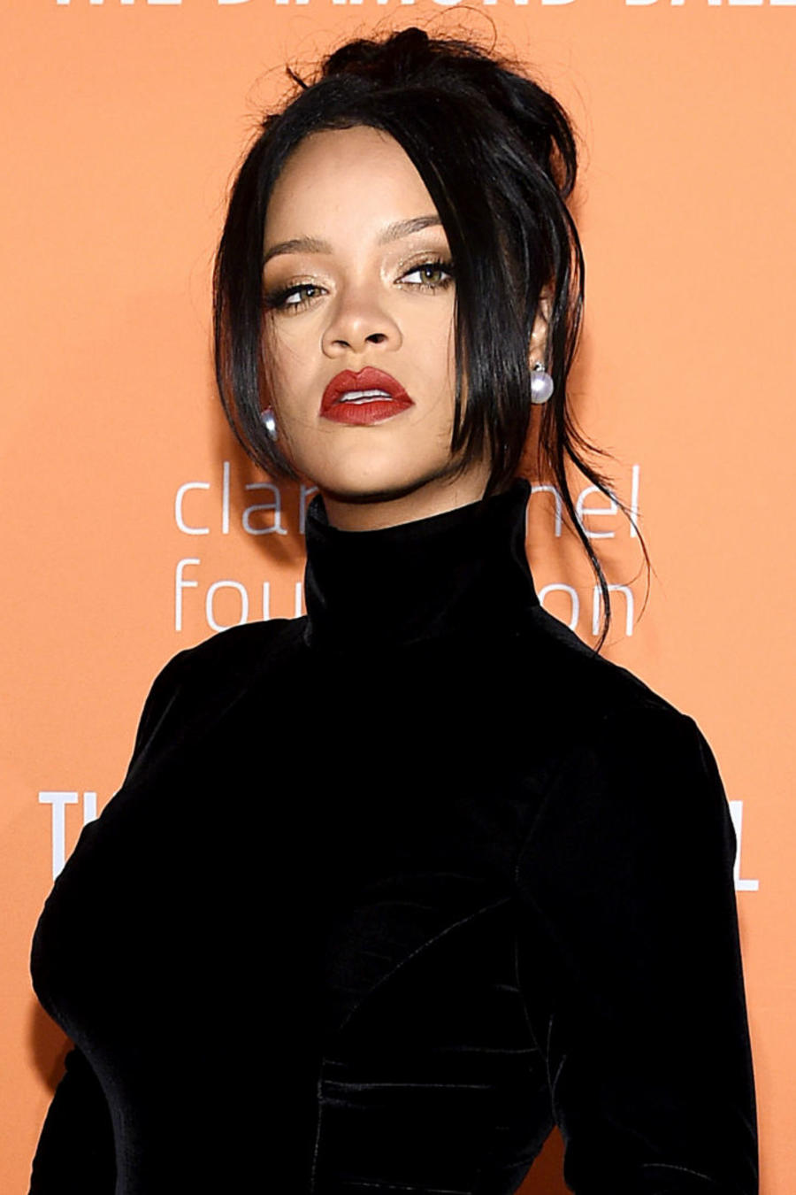 Rihanna Is Cordially Invited to Our Noche Buena Thanks to This Video (WATCH)