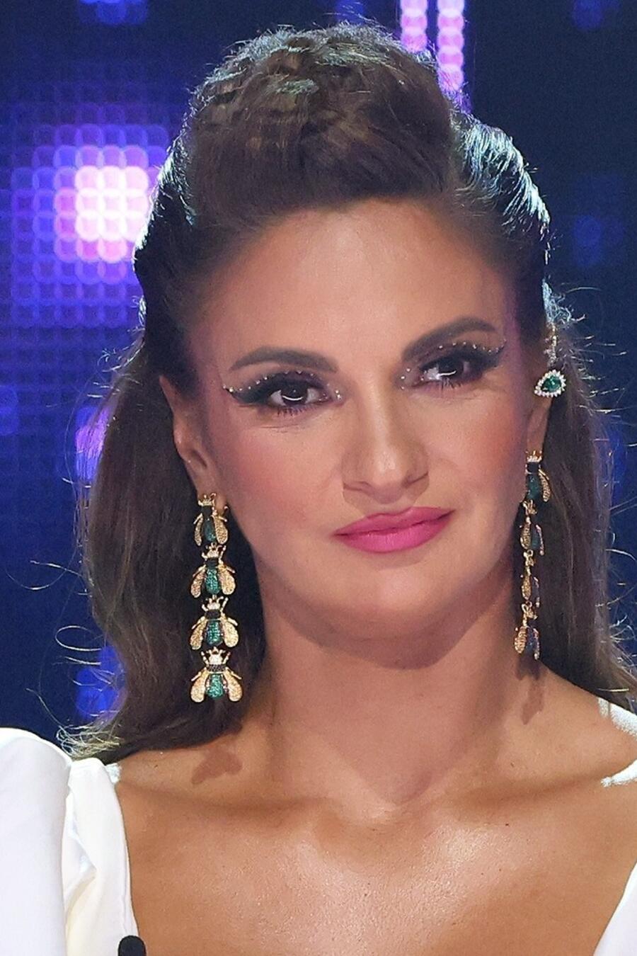 La cantante y bailarina Mariana Seoane participa en programa de televisión.