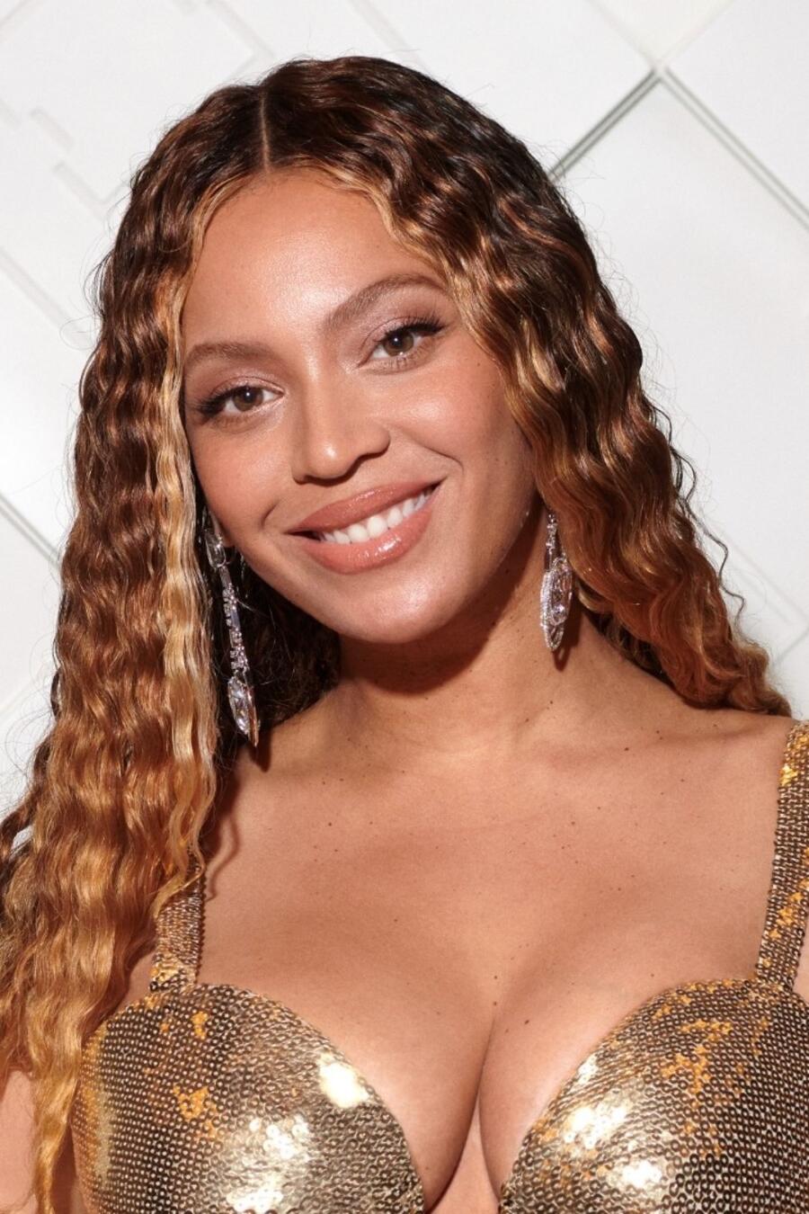 Beyoncé acude al Atlantis The Royal Grand Reveal Weekend, en Dubái, enero 2023.