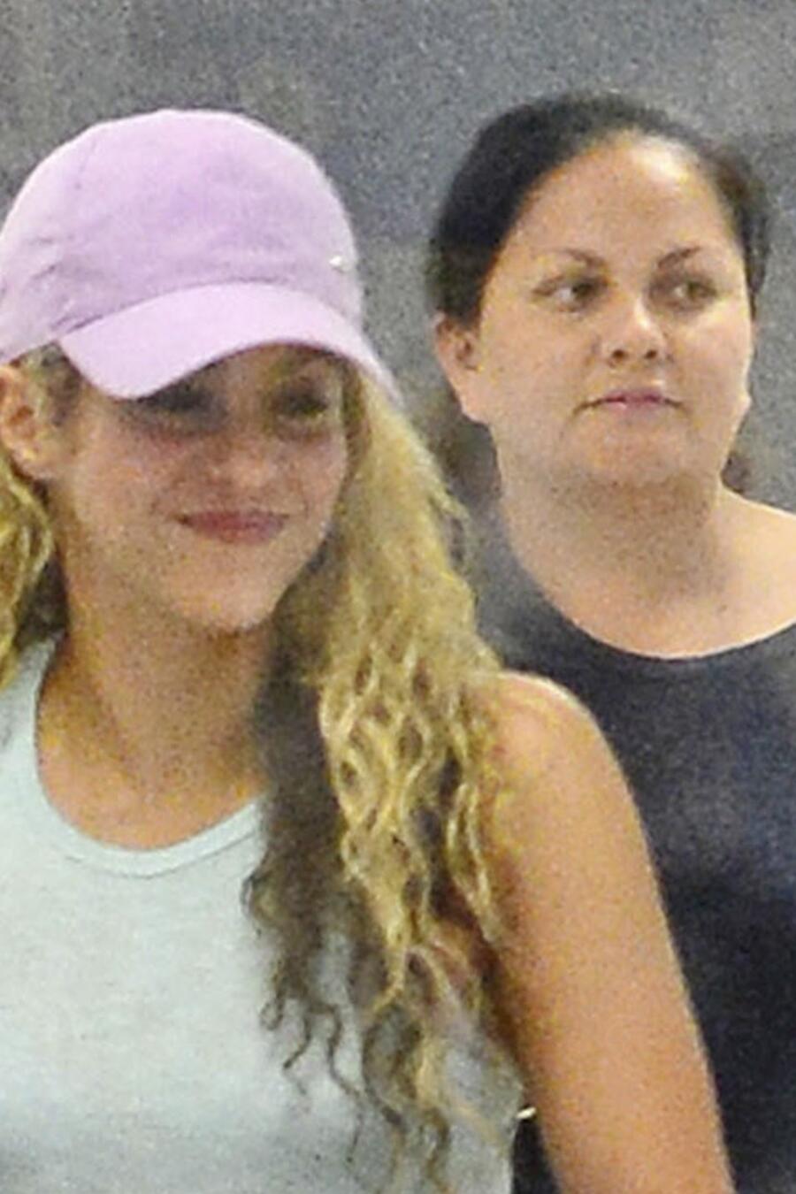 Shakira con Lili Melgar, la niñera de sus hijos que alertó a la cantante de la infidelidad de Piqué con Clara Chía