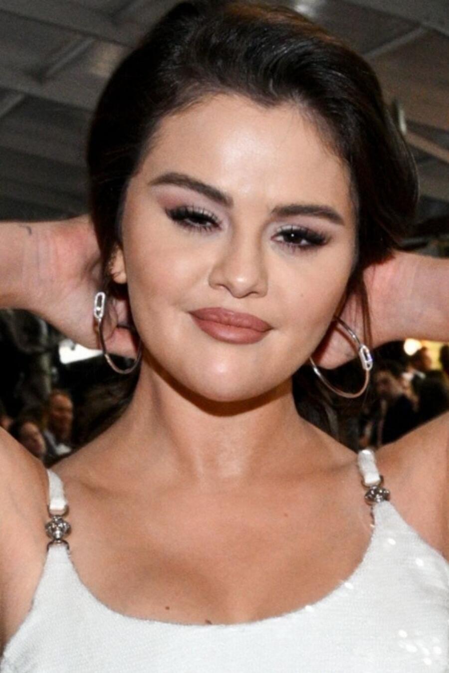 Selena Gomez en la 30ª edición anual de los Screen Actors Guild Awards celebrada en el Shrine Auditorium y Expo Hall el 24 de febrero de 2024 en Los Ángeles, California.