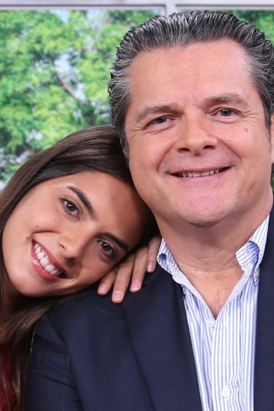  María Levy, hija de Mariana Levy y Ariel López Padilla, en Un Nuevo Día, Miami, 3 de abril 2019.