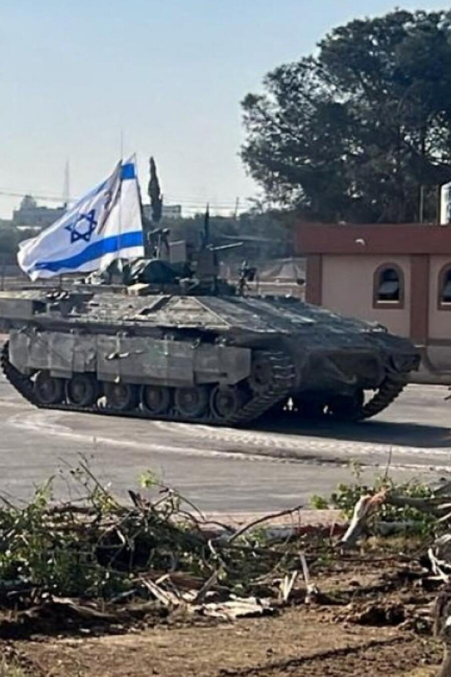 Tanques israelíes cruzan Rafah