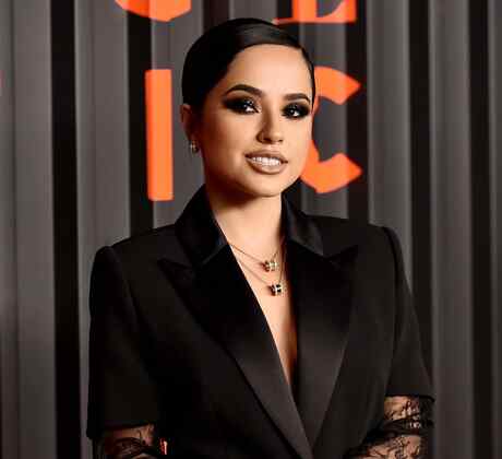 Becky G launches new song