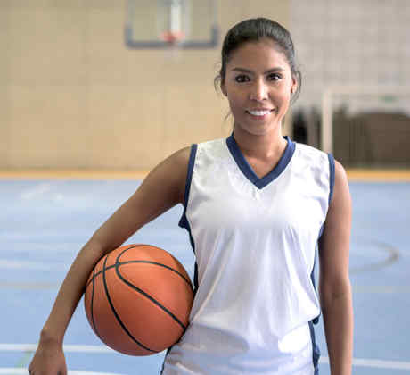 Jugadora latina de basketball